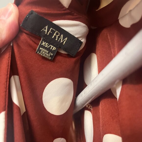 Polka Dot Backless Top - Picture 4 of 8